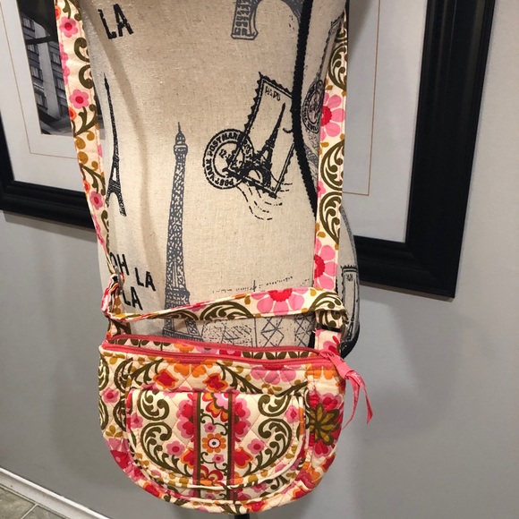 EUC pretty much new, used 1x Vera Bradley Crossbody Purse/Bag - Picture 2 of 10